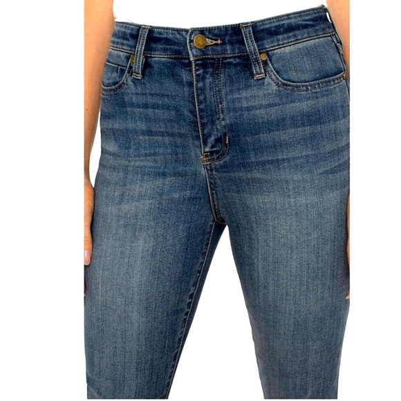 Nwot Liverpool Los Angeles Midrise The Crop Flare Dark wash Raw hem Jeans - Picture 7 of 17